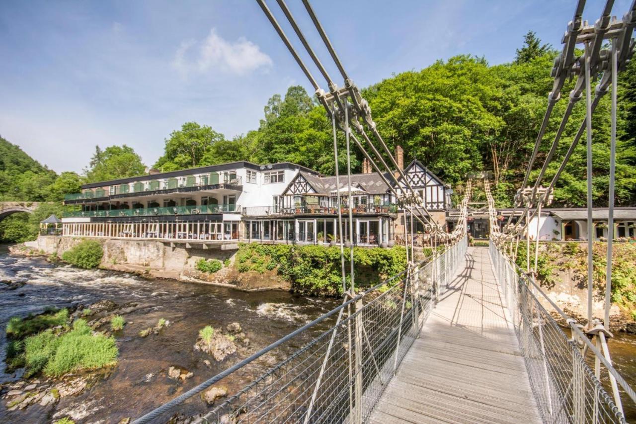 The Chainbridge Hotel Llangollen Exterior photo