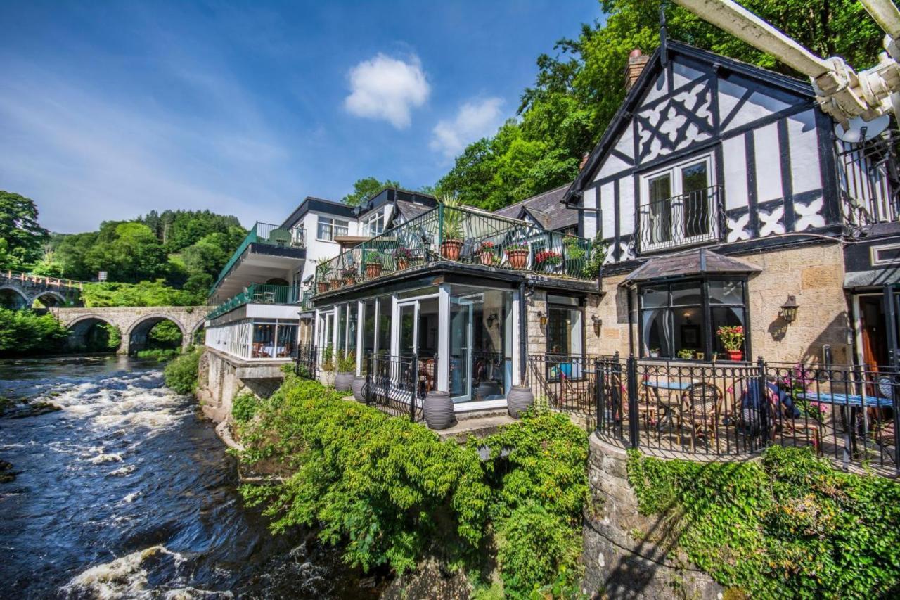 The Chainbridge Hotel Llangollen Exterior photo